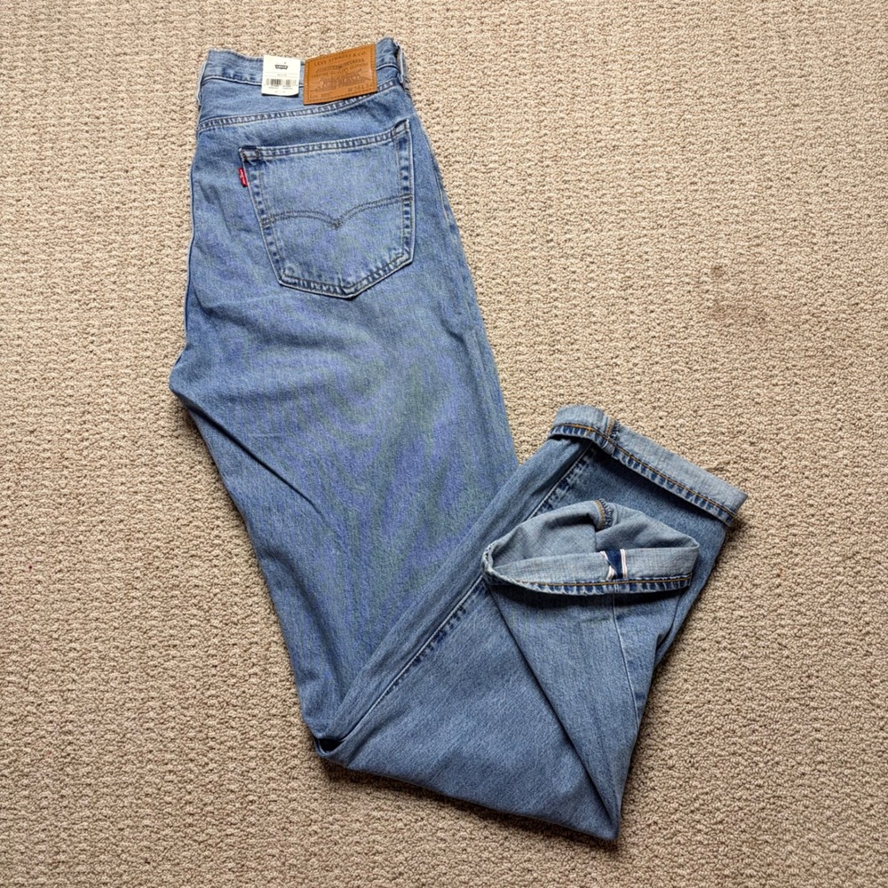 NWT Levis Premium 505 36x34 Regular Selvedge Denim Jeans Light Wash Blu